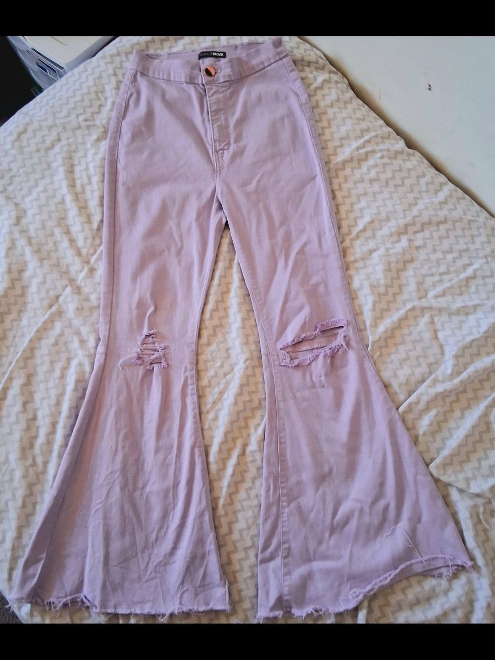 Fashion Nova Lavender Jeans with Rose Gold Button Size 7